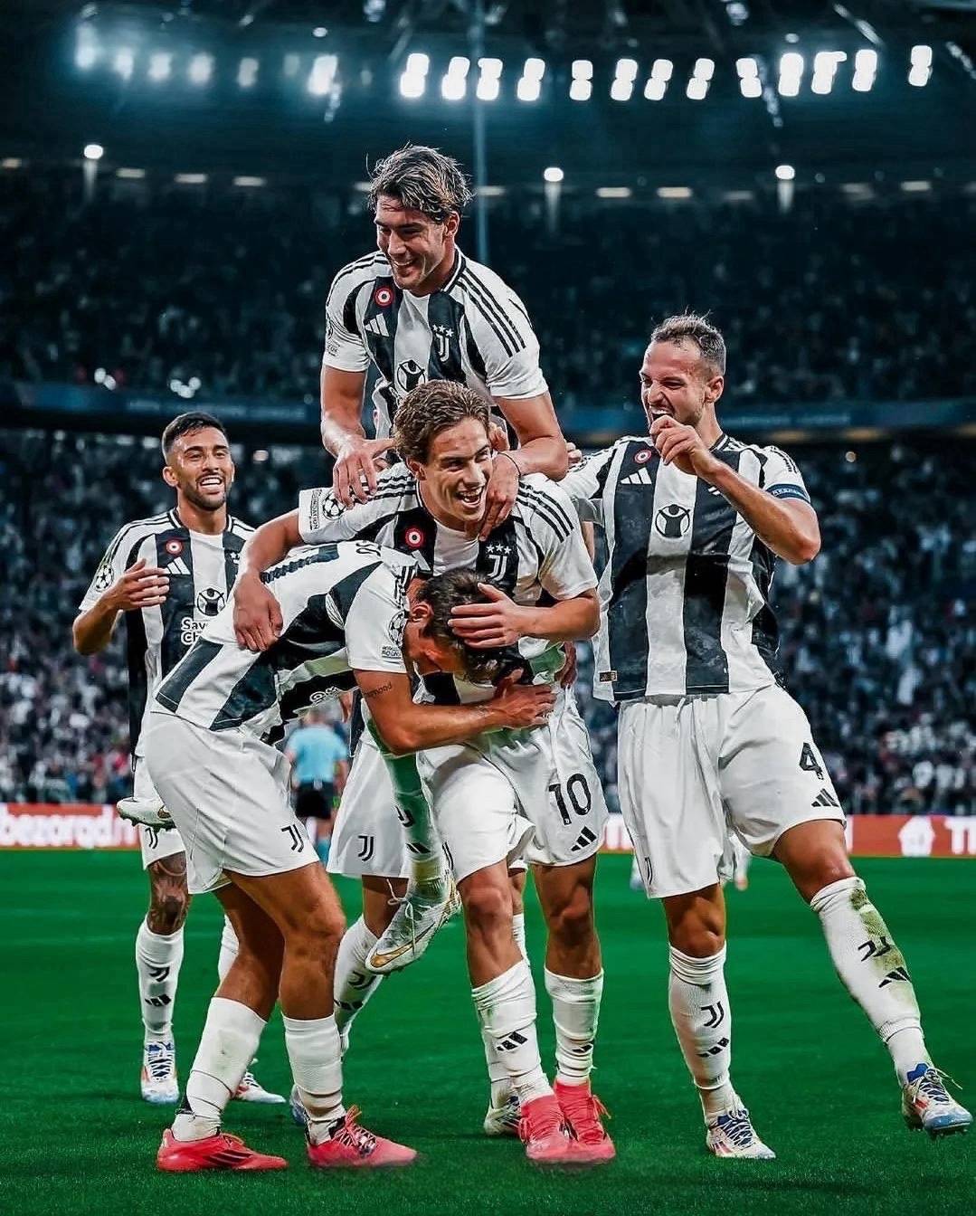 尤文图斯再次雄起,实现四连胜 尤文图斯再次雄起,实现四连胜