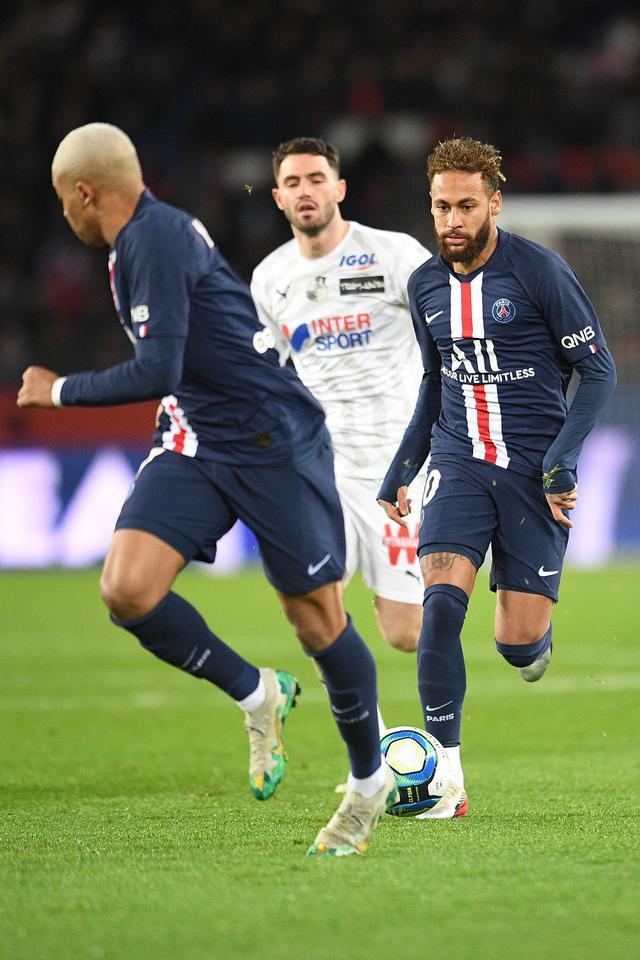 B体育教练-亚眠主场胜利，重整法国联赛战绩的简单介绍