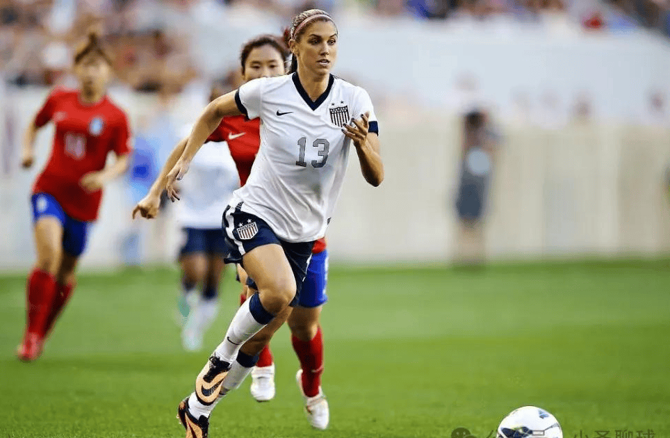 美国女足表现出色获得比赛胜利 美国女足表现出色获得比赛胜利