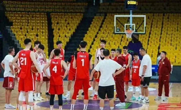 法国出征波黑,壮志骄阳争胜 法国出征波黑,壮志骄阳争胜