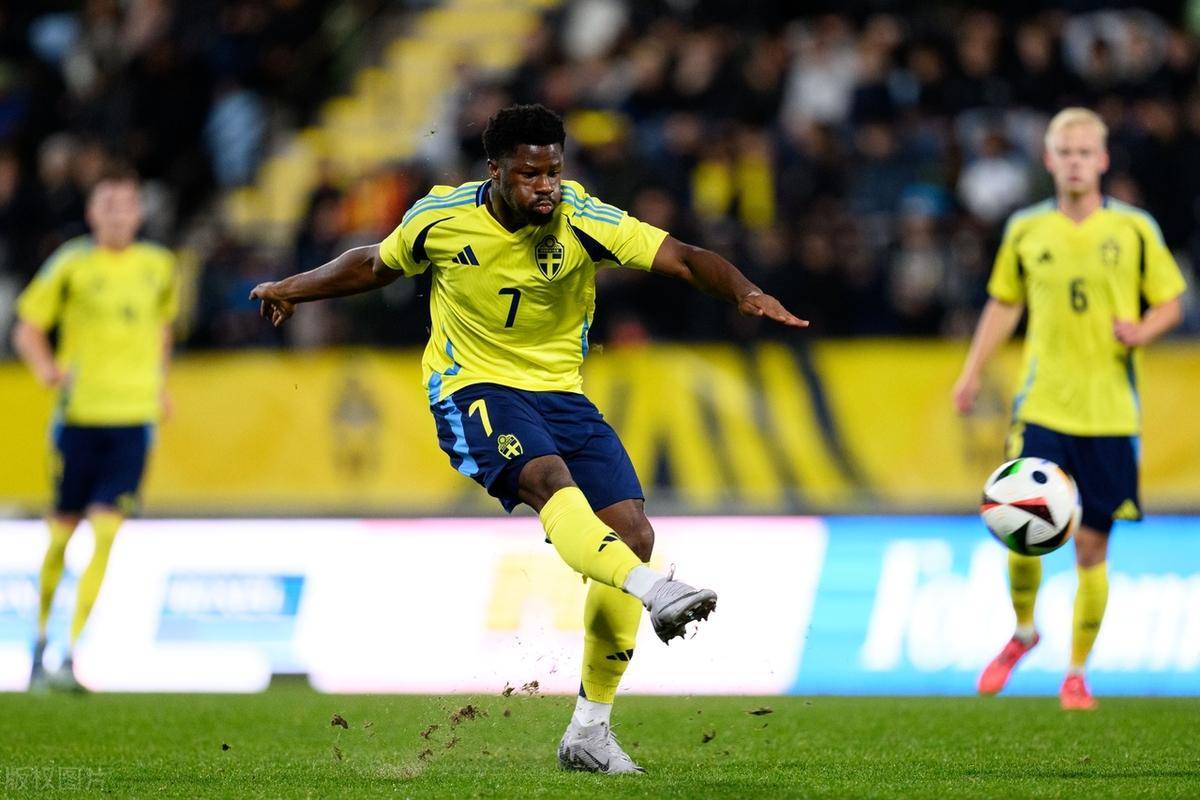 关于瑞典队在欧国联比赛中展现出色实力的信息