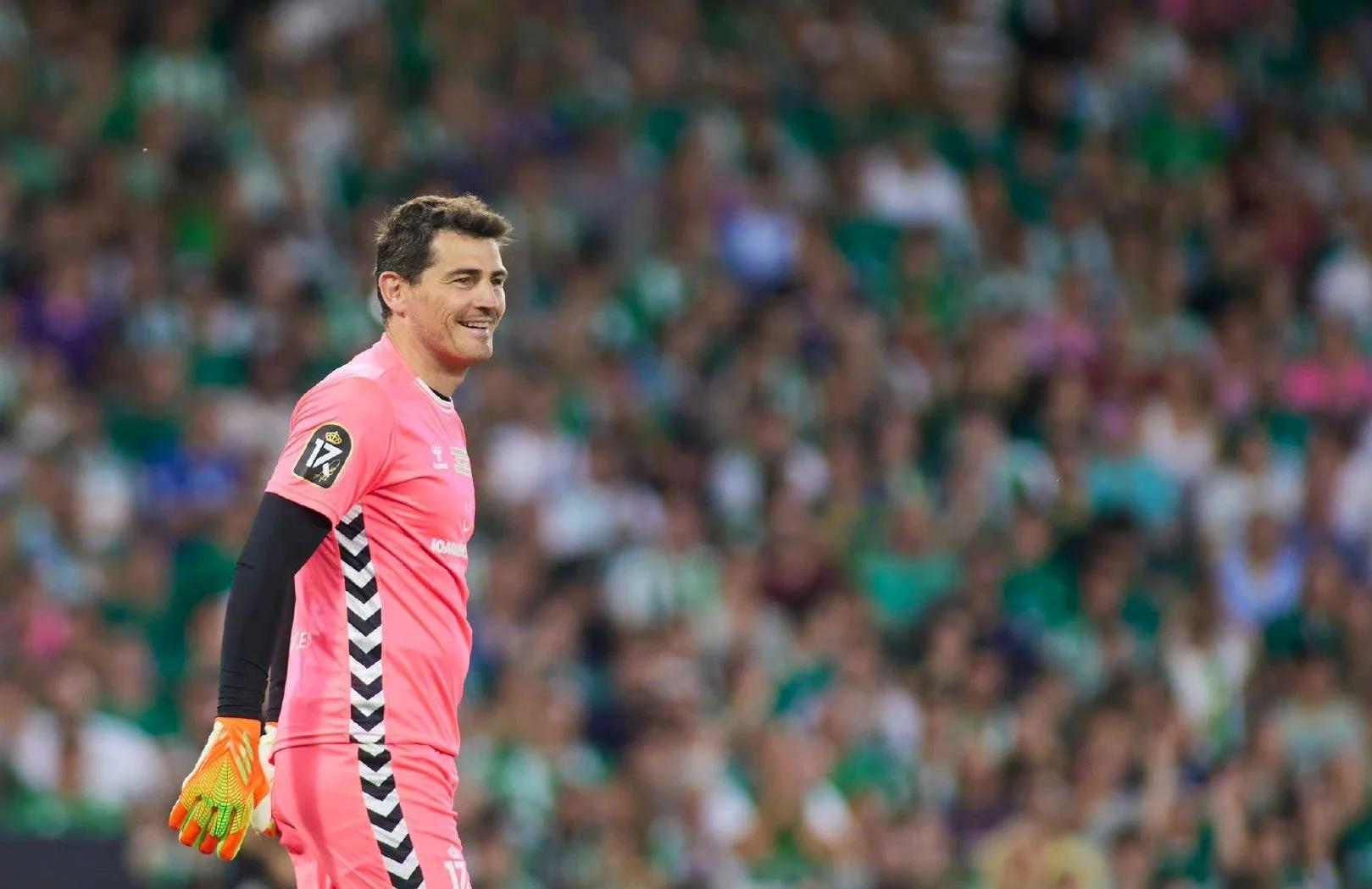 B体育中国官网-卡利亚里门将风采依旧，助球队凭借稳定防守拿下比赛