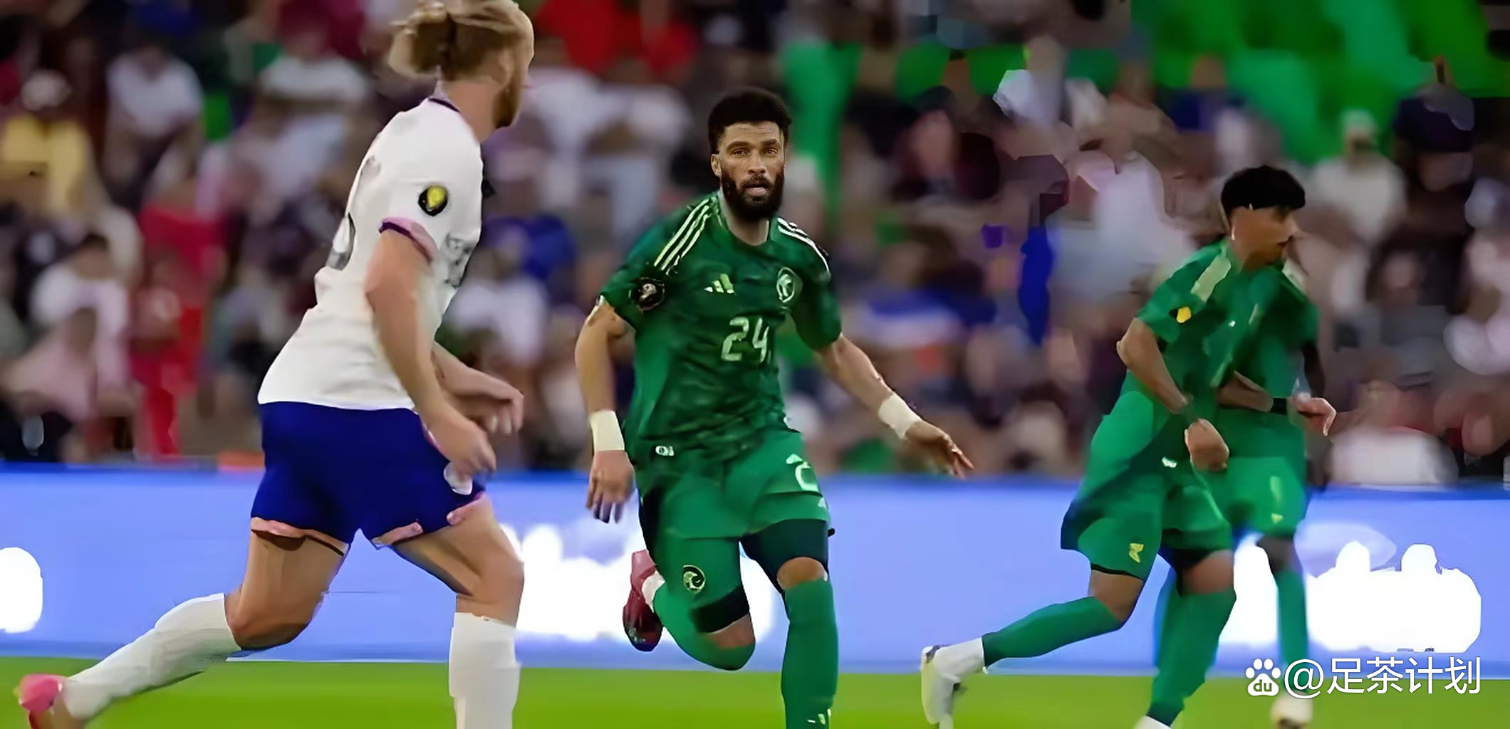 墨西哥前锋在北美金杯中发挥出色 墨西哥前锋在北美金杯中发挥出色