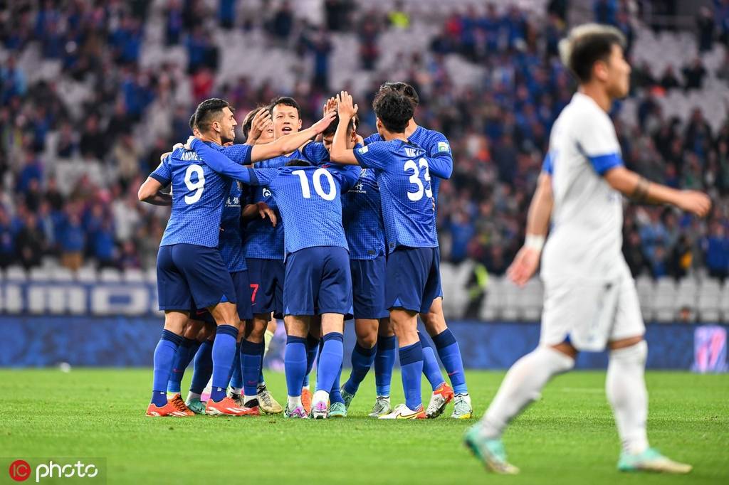 雄狮主场大捷，继续领跑积分榜的简单介绍