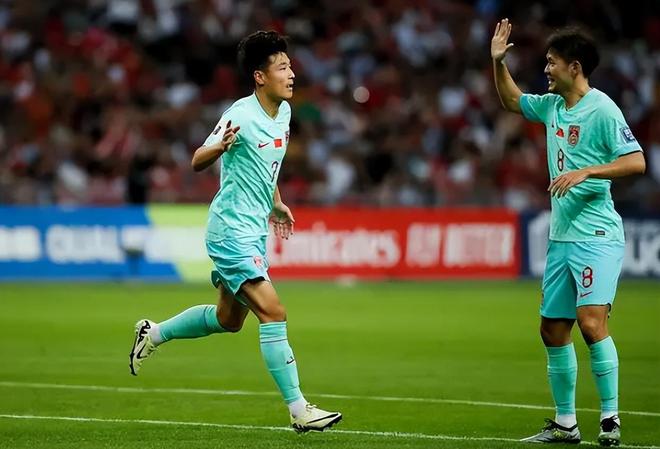 武磊在比赛中为球队攻入关键进球 武磊在比赛中为球队攻入关键进球