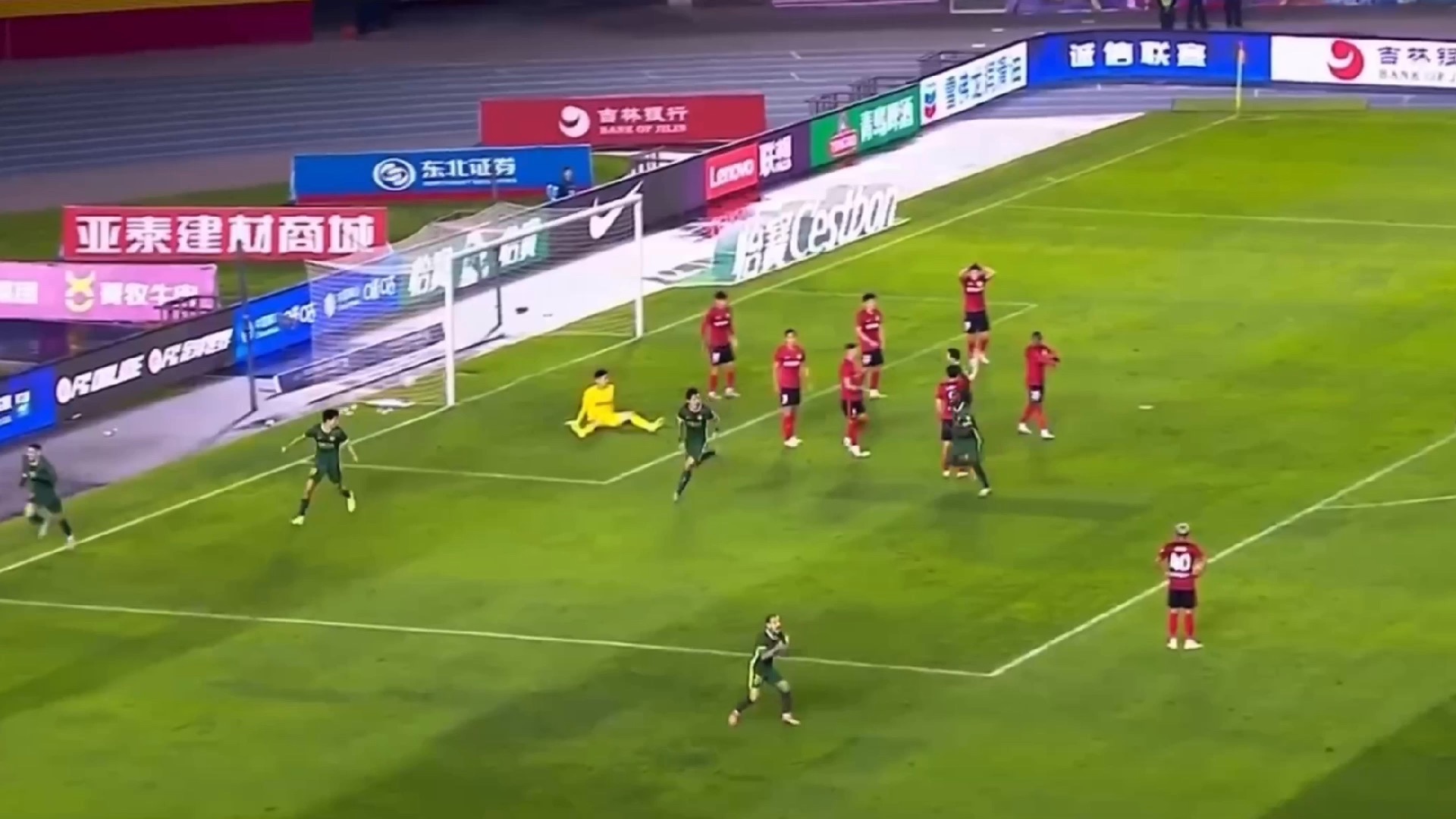 包含天津泰达主场逼平长春亚泰,保持不败的词条 包含天津泰达主场逼平长春亚泰,保持不败的词条