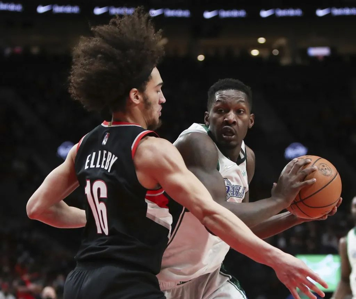 B体育活动-开拓者加时赛负于小牛